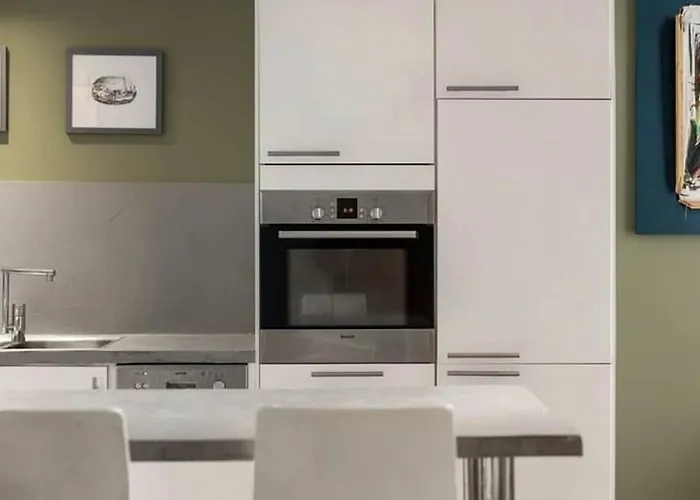 Stylish Living - Close To Everything